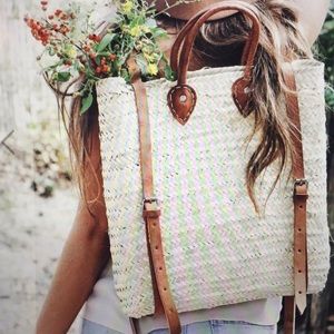 Straw beach backpack
